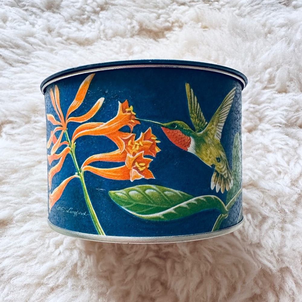 Vintage 70s Current Hummingbird Rose Honeysuckle Tin - Picture 2 of 6